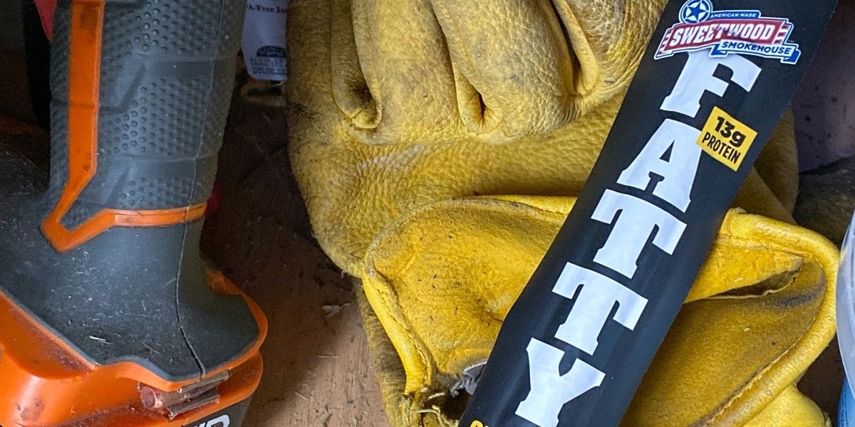 How Do Construction Workers Stay Healthy? Sweetwood Smoke & Co.